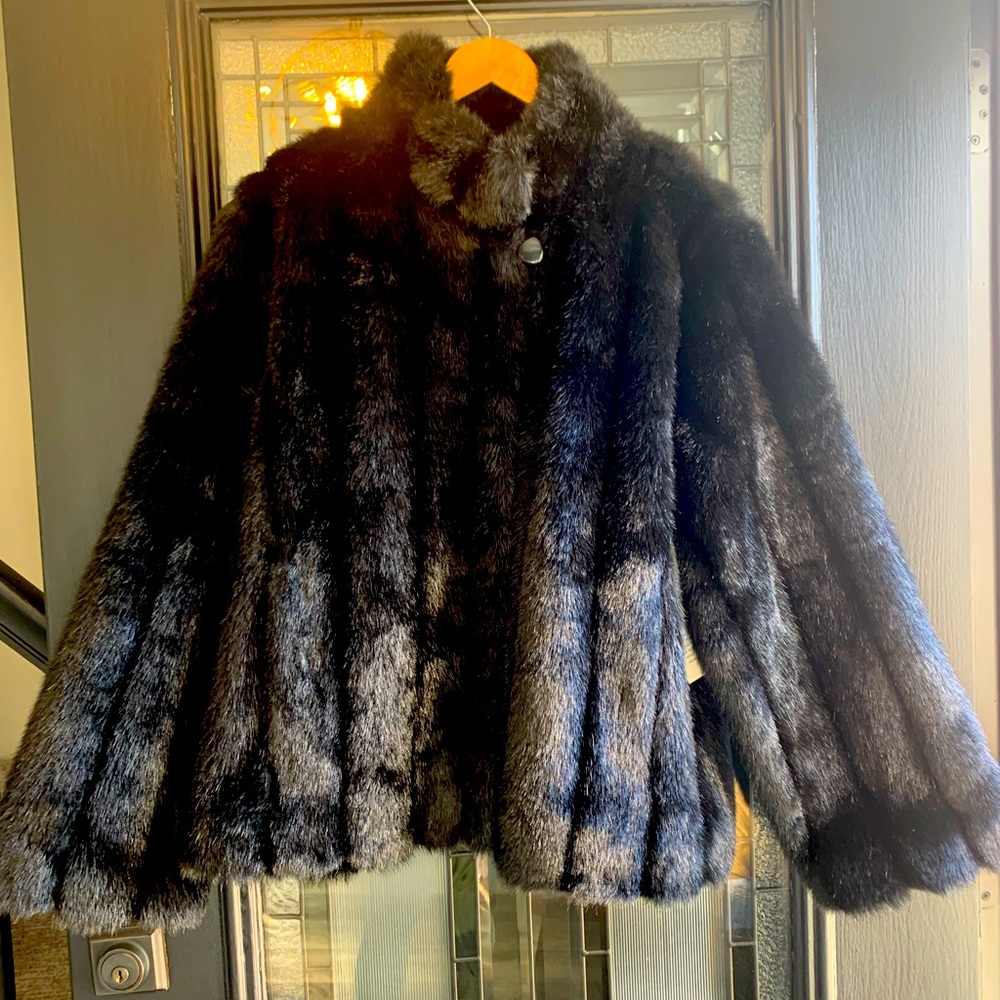 Womens Jaclyn Smith NWT Large Black Faux Fur Jacket Retro Vintage